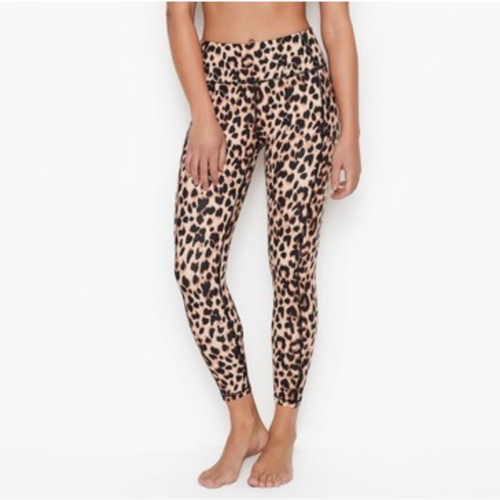 Victoria’s Secret High Rise Leopard Print Incredible Essential Leggings NWT